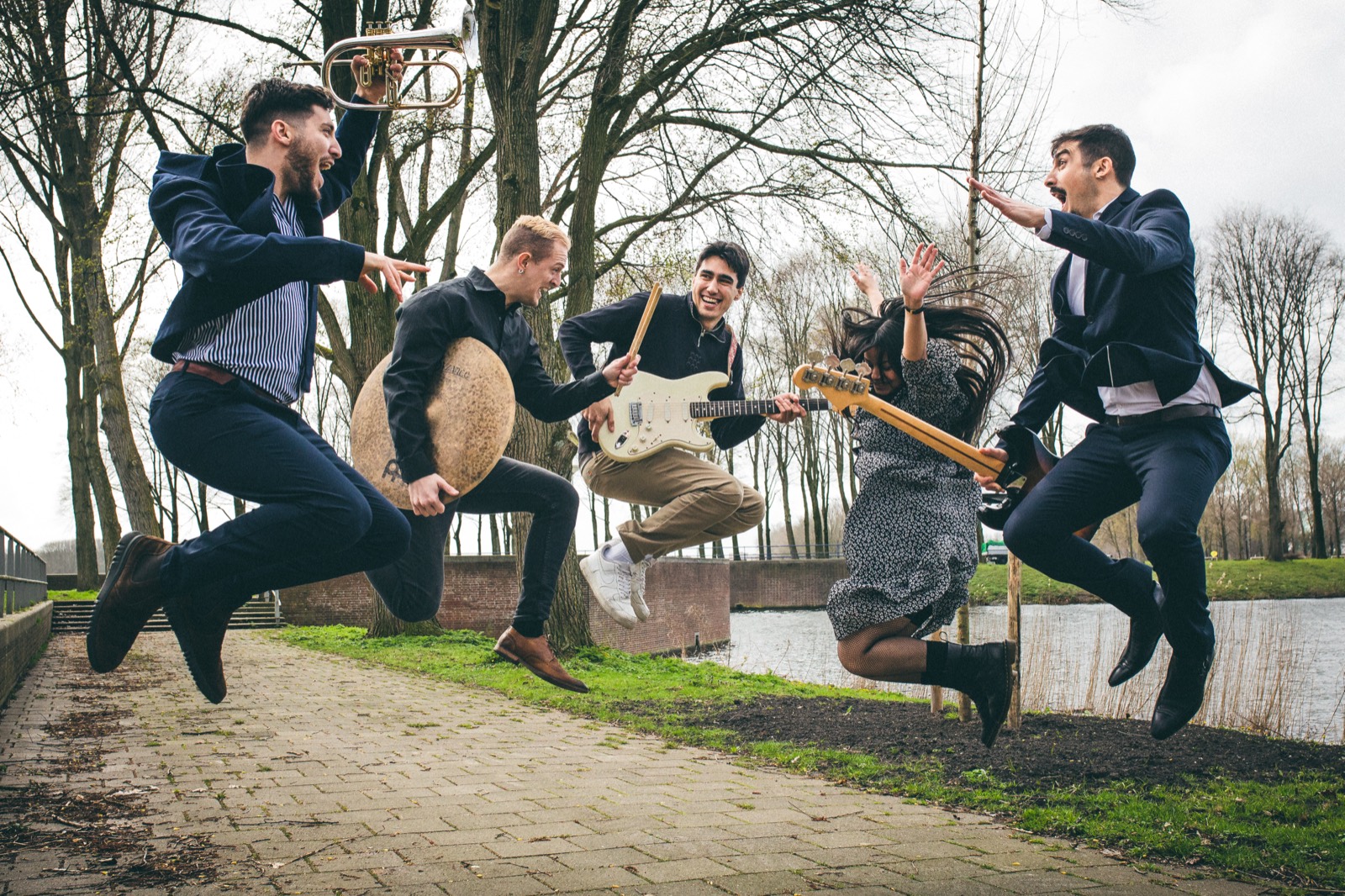 Live Music for Private Parties in Amsterdam: A Practical Guide